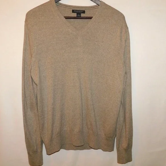 Banana Republic Sweaters Banana Republic Luxury Blend V Neck